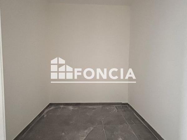 À vendre Maison 5 pièces 165.67 m² - Alixan 26300