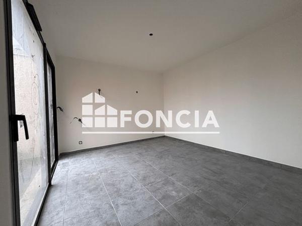 À vendre Maison 5 pièces 165.67 m² - Alixan 26300