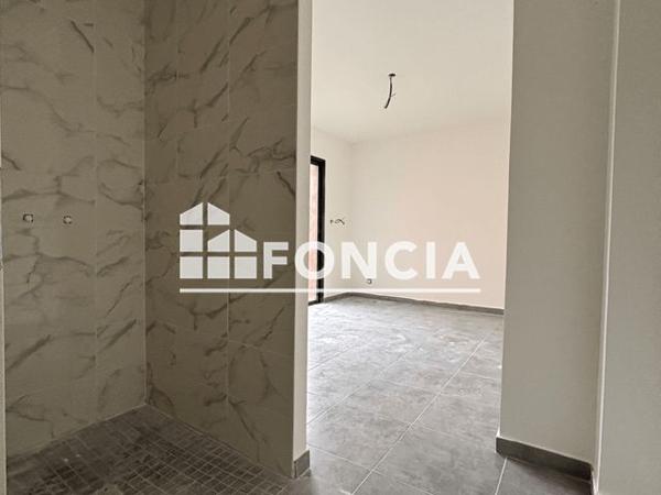 À vendre Maison 5 pièces 165.67 m² - Alixan 26300