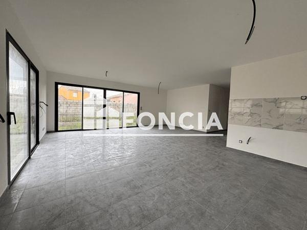 À vendre Maison 5 pièces 165.67 m² - Alixan 26300