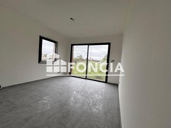 À vendre Maison 5 pièces 165.67 m² - Alixan 26300