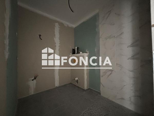 À vendre Maison 5 pièces 165.67 m² - Alixan 26300