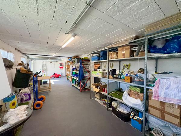 Maison Beauchamp 7 pièce(s) 138 m2 €649 000 ** - Référence 25-3861