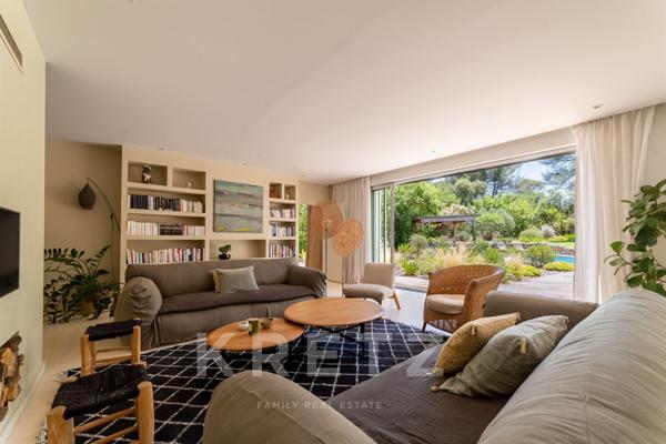 VILLA D'ARCHITECTE AU CALME, VUE DEGAGÉE SECTEUR COUNTRY CLUB