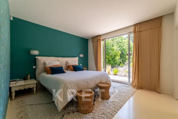 VILLA D'ARCHITECTE AU CALME, VUE DEGAGÉE SECTEUR COUNTRY CLUB