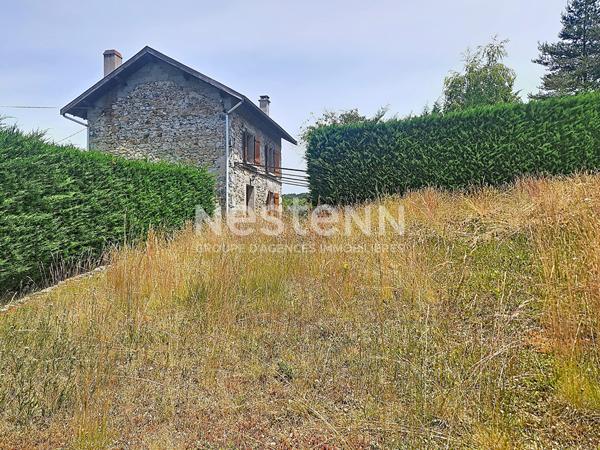 SOUS COMPROMIS OFF MARKET ! EXCLUSIVITE !  MAISON RETOURNAC  67 m2 environ sur 1000 m2 de terrain