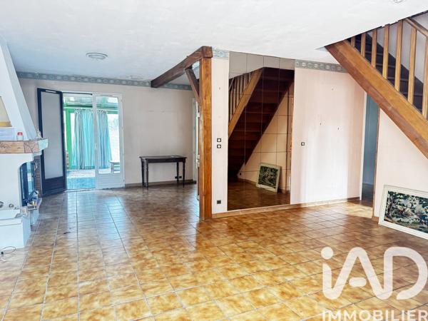 Maison à vendre 7 pièces 141 m² Varennes-Jarcy