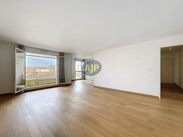 Biens de prestige à vendre Bordeaux : 389 000 € - AJP ACTEA Talence