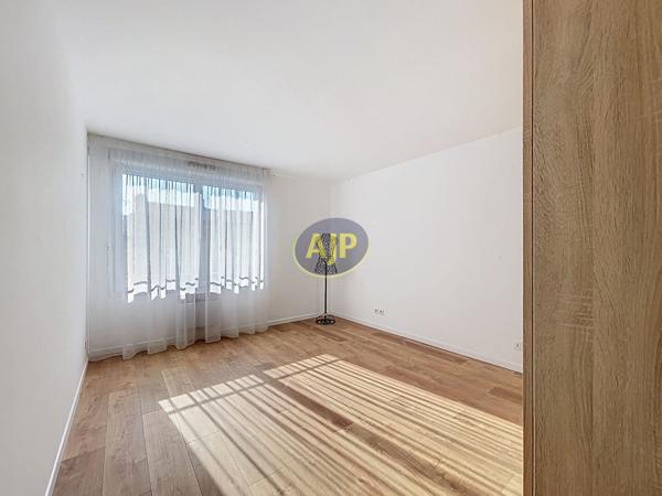 Biens de prestige à vendre Bordeaux : 389 000 € - AJP ACTEA Talence