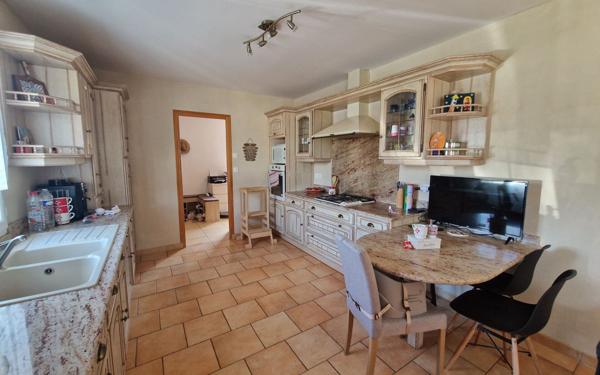 Maison à vendre    5 pièces •  Gièvres