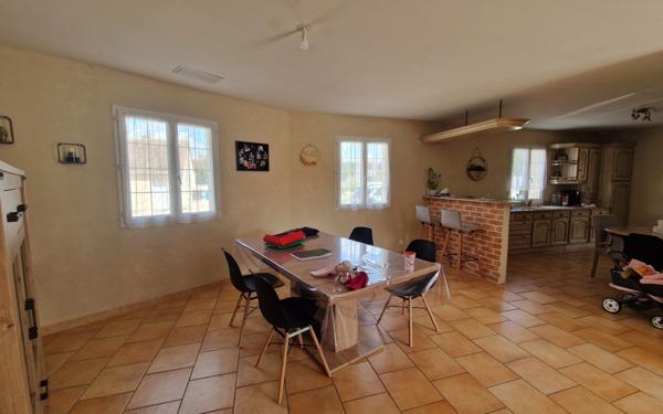 Maison à vendre    5 pièces •  Gièvres