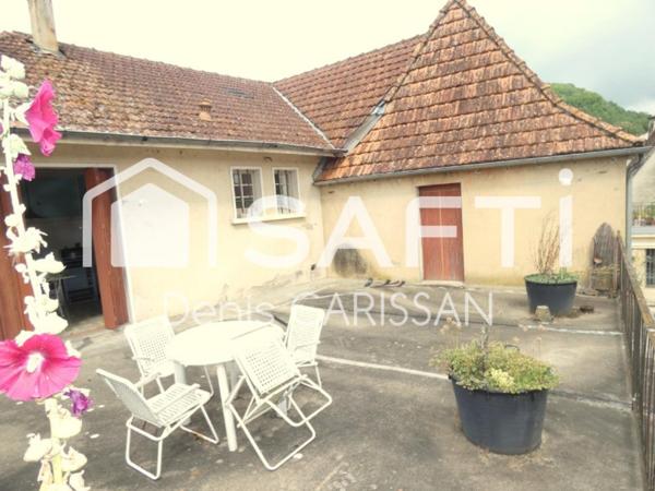 Ensemble immobilier Maison d'habitation + commerce