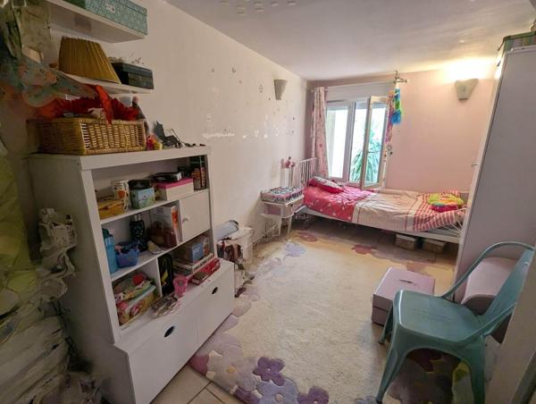 Magnifique T5 + T2 avec terrasses et vue Sainte Victoire