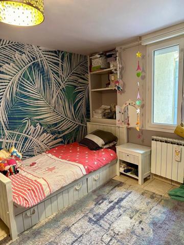 Magnifique T5 + T2 avec terrasses et vue Sainte Victoire