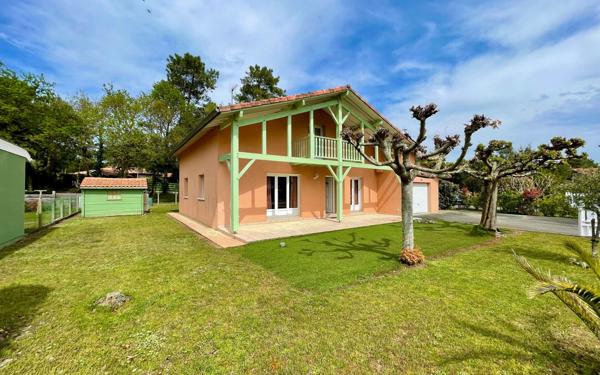 Maison à vendre    5 pièces •  Vieux-Boucau-les-Bains