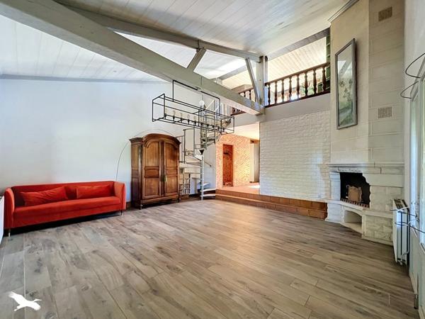 Maison 389 610 € Trélissac 6 p 231 m² DPE C