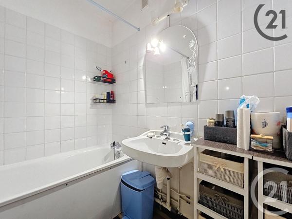 Appartement F4 à vendre  4 pièces - 73,43 m2 ST ANDRE LES VERGERS - 10