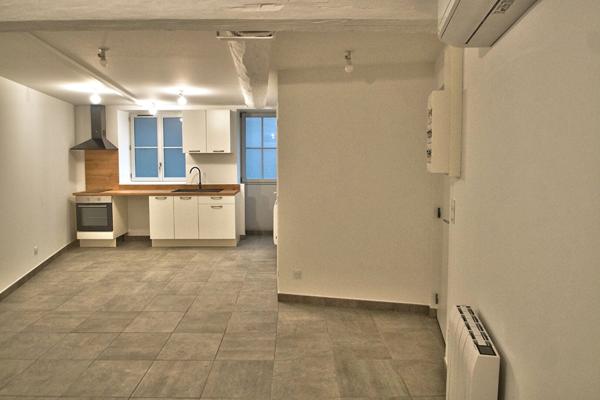 Studio- 1 pièce à louer à Chazay d'Azergues - Réf. 2344