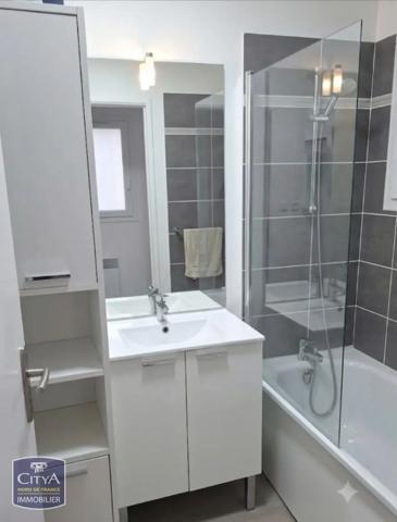 Maison à louer 4 pièces 85.98m² Lille (59000)