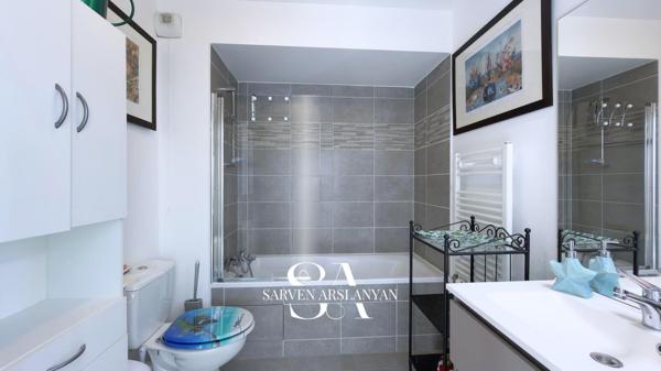 Duplex récent de 102 m² dernier étage, volumes, lumière et vue imprenable !