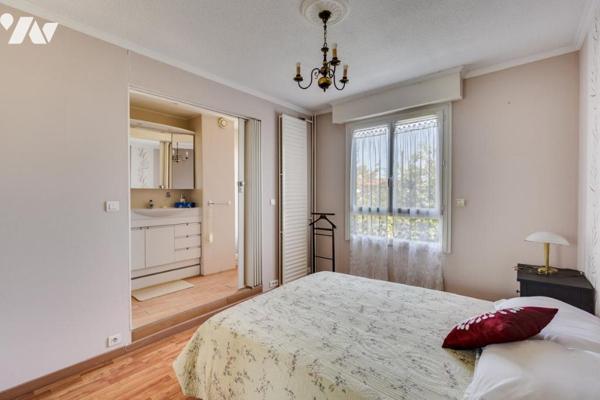 A VENDRE Appartement  T4 traversant à Blagnac