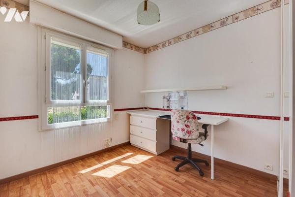 A VENDRE Appartement  T4 traversant à Blagnac