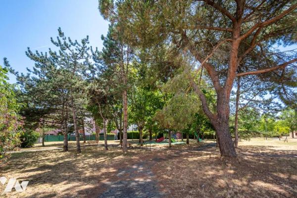 A VENDRE Appartement  T4 traversant à Blagnac