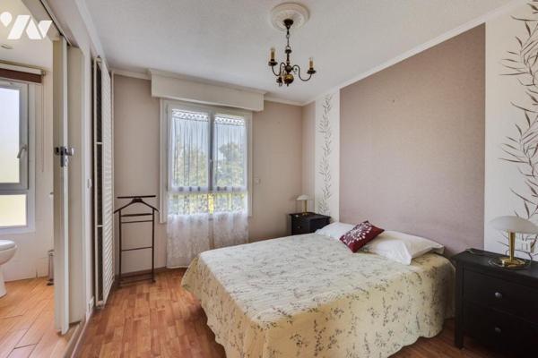 A VENDRE Appartement  T4 traversant à Blagnac