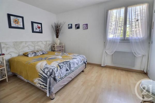 Maison à vendre  3 pièces - 69,82 m 2   FREJUS  - 83