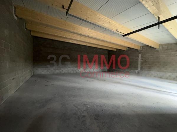 Location / Local Industriel / Bâtiment
