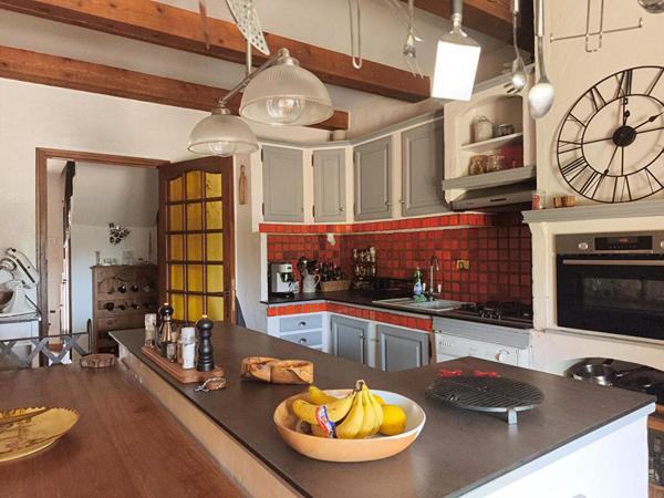 PRIX REVU  POUR CETTE VILLA D'EXCEPTION AVEC VUE SUR LE VENTOUX