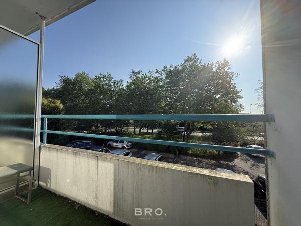 STUDIO « LEGO » STUDIO À VENDRE À VANNES AVEC BALCON & PARKING