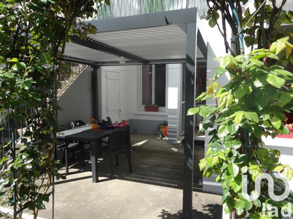 Immeuble à vendre 93 m² Cholet