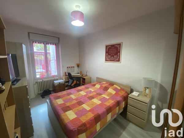 Immeuble à vendre 93 m² Cholet