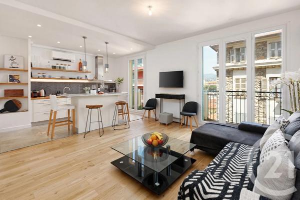 Appartement F2 à vendre  2 pièces - 55,62 m 2   NICE  - 06