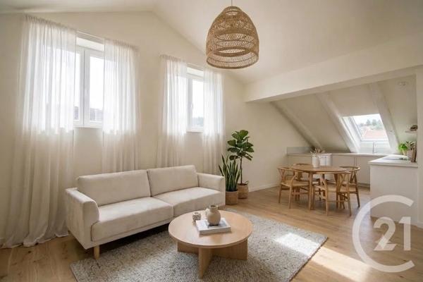 Appartement F2 à vendre  2 pièces - 55,62 m 2   NICE  - 06