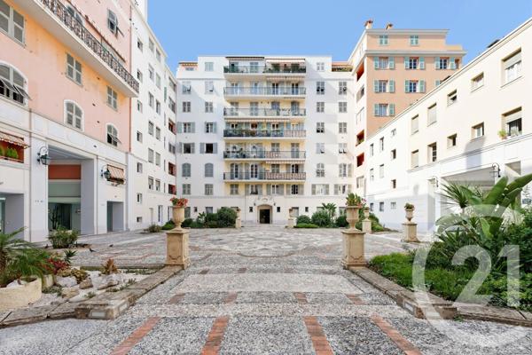 Appartement F2 à vendre  2 pièces - 55,62 m 2   NICE  - 06