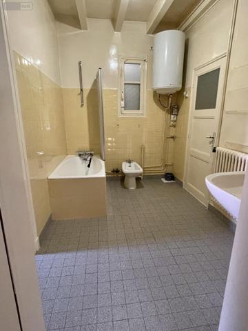 Maison à vendre à Saint-Germain-du-Bois en Saône-et-Loire (71330), ref :