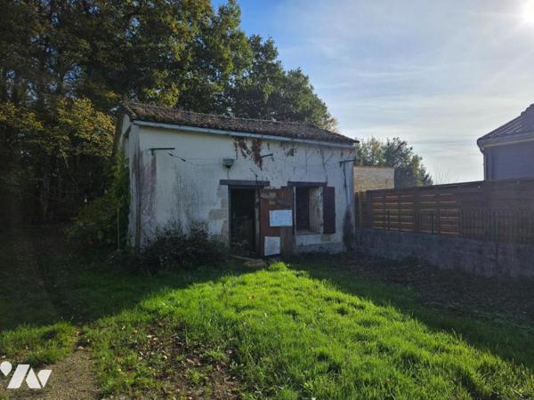 A vendre : Maison spacieuse de 162m² à Ceaux en Couhé, VALENCE-EN-POITOU (86700)