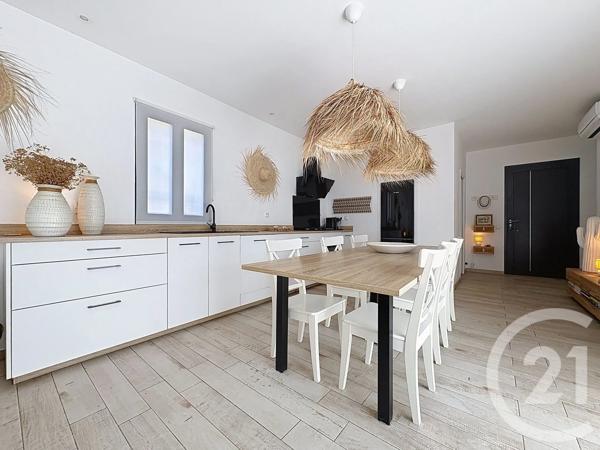 Maison à vendre  4 pièces - 93,90 m 2   VENCE  - 06