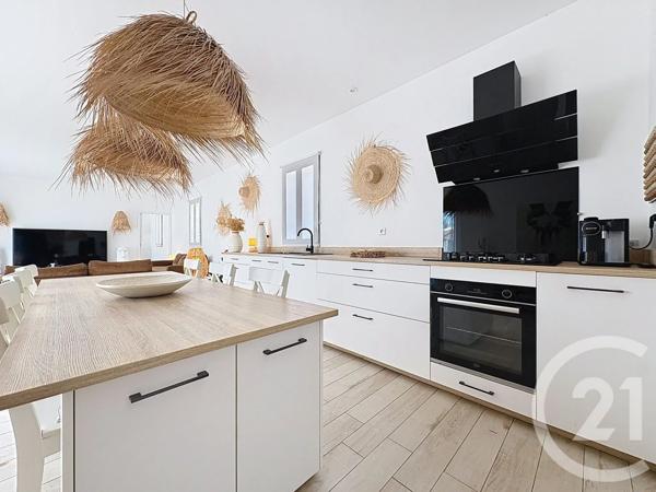 Maison à vendre  4 pièces - 93,90 m 2   VENCE  - 06