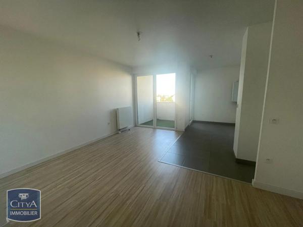 Appartement à louer 2 pièces 40.96m² Caen (14000)