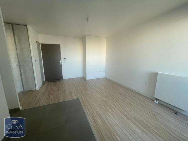 Appartement à louer 2 pièces 40.96m² Caen (14000)