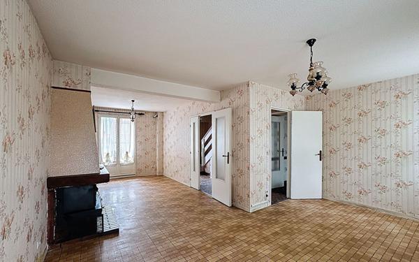 Maison à vendre    3 pièces •  Cournon-d'Auvergne