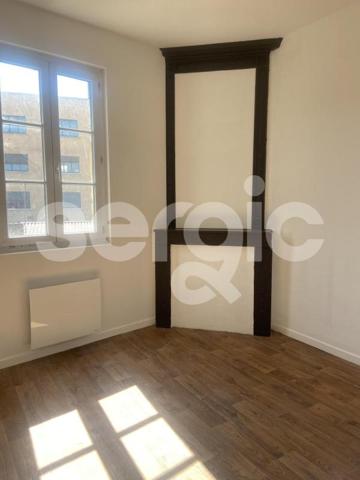 Location 2 Pieces 37 33000 Bordeaux 57 0814 01 0008