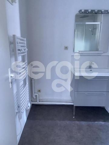 Location 2 Pieces 37 33000 Bordeaux 57 0814 01 0008