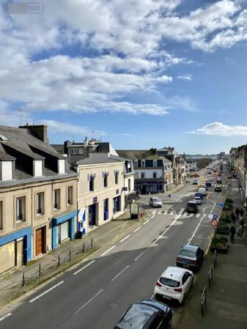 Location - Fonds et/ou murs commerciaux Concarneau 29900 3 pièces 55 m 2
