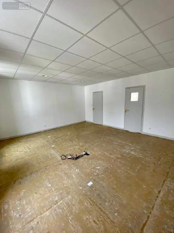 Location - Fonds et/ou murs commerciaux Concarneau 29900 3 pièces 55 m 2
