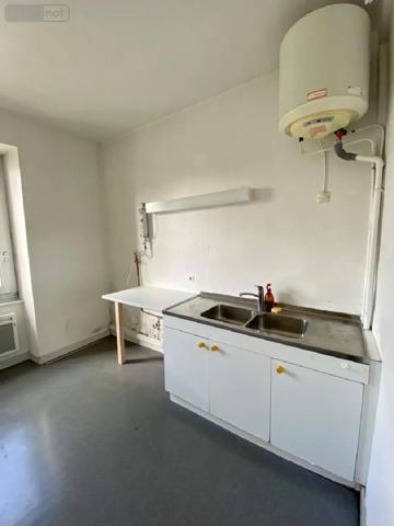 Location - Fonds et/ou murs commerciaux Concarneau 29900 3 pièces 55 m 2