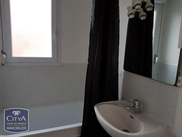 Appartement à louer 2 pièces 27.04m² Famars (59300)